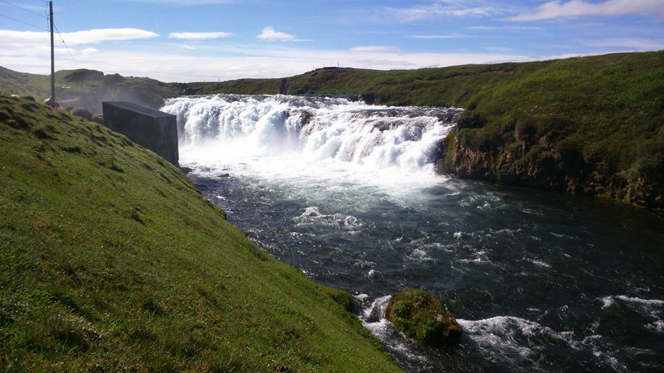 Fallegur foss í ánni. Myndin er fengin af FB síðu VSS.