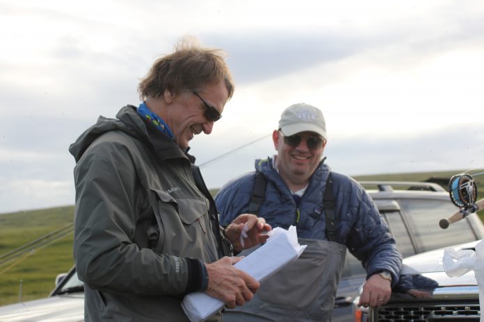 Jim Rathcliffe, Gísli Ásgeirsson