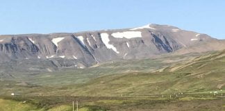 Líflegt við Fljótaá að undanförnu