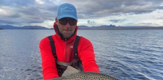 Stórfiskaleikur í Þingvallavatni